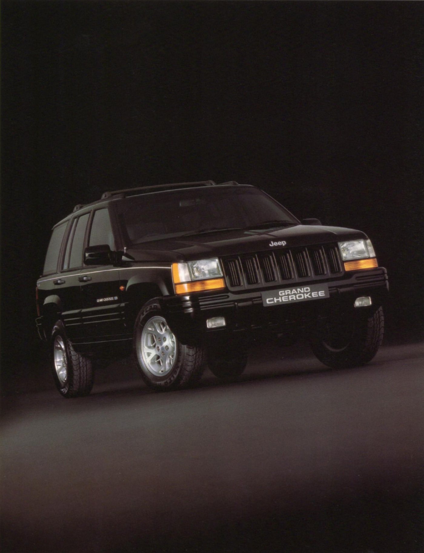 Studio front three quarter, black